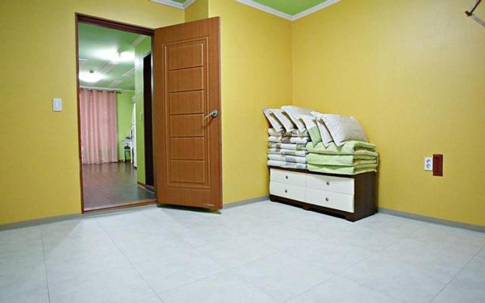 Taean Mongsanpo Pine And Apple Pension Phòng bức ảnh